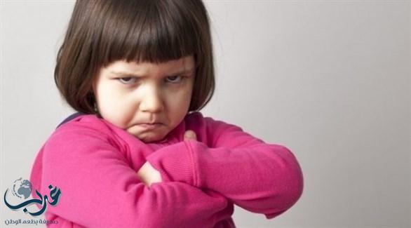 كيف تضبط سلوكيات الطفل الغاضبة مثل الضرب والعض؟
