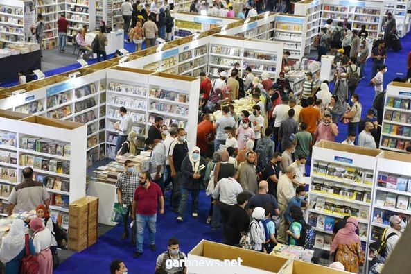 72 ألف زائر في أول أيام معرض القاهرة الدولي للكتاب