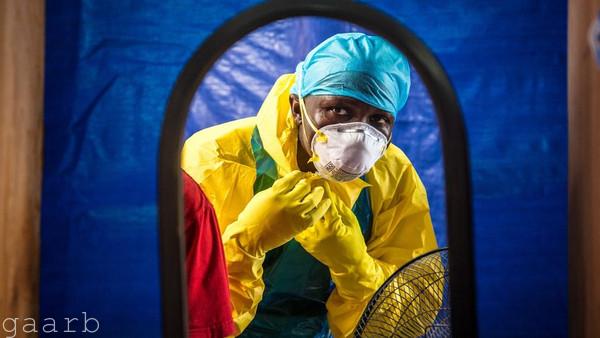 مسؤولون سيراليون : يعلنون خروج آخر مريضتين مصابتين بالإيبولامن المستشفى