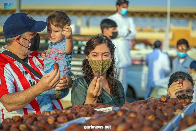 مهرجان بريدة للتمور قيمة غذائية واقتصادية وسياحية