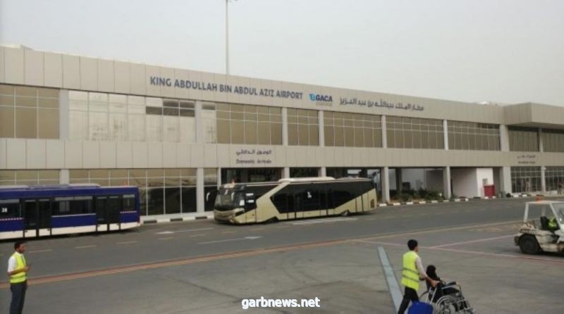 أموال مشبوهة توقف سفر رئيس بلدية في مطار جازان