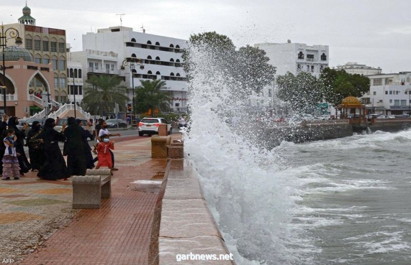 وفاة آسيويين جراء انهيار جبل على سكن عمال في عُمان