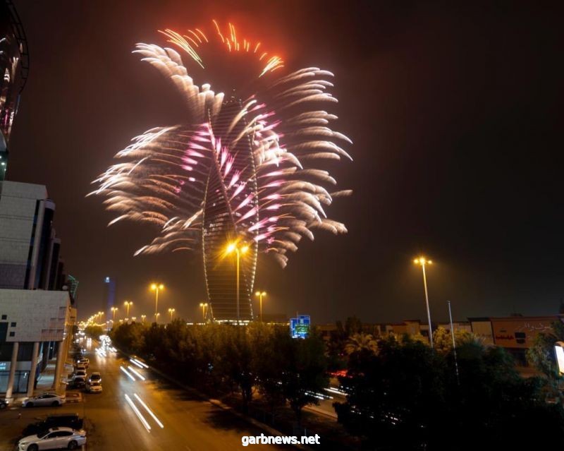 الألعاب النارية تزيّن موسمالرياض احتفاء برأس السنة غرب الإخبــارية 4189