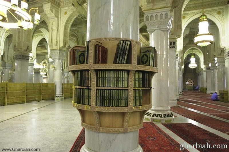  رئاسة المسجد الحرام والمسجد النبوي توفر ما يقارب مليون مصحف للزوار والمعتمرين