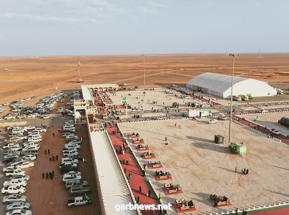 مهرجان الصقور بالحدود الشمالية يستقبل 10 آلاف زائر في أول أيام انطلاقه