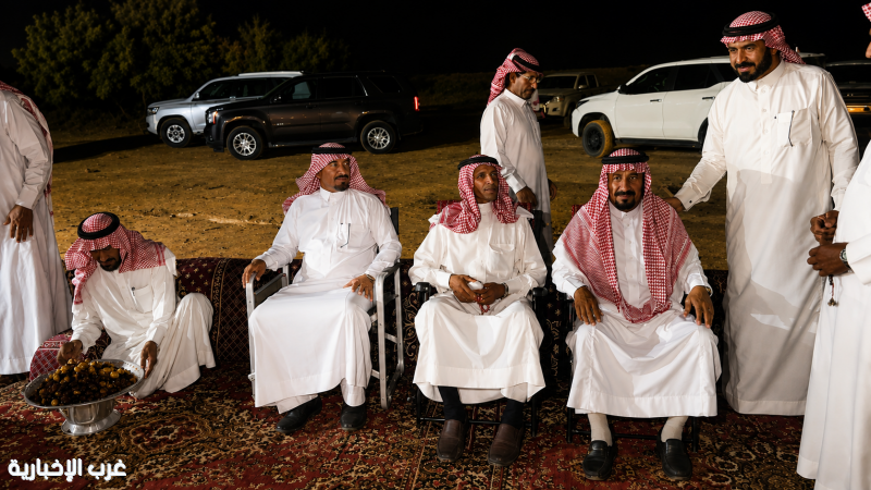 الشيخ ضيف الله الدويرج يعزي أسرة المخيمر في وفاة لافي جوفان