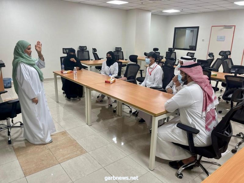 مستشفى شرق جدة ينفذ دورة لغة الإشارة الطبية للعيادات الافتراضية