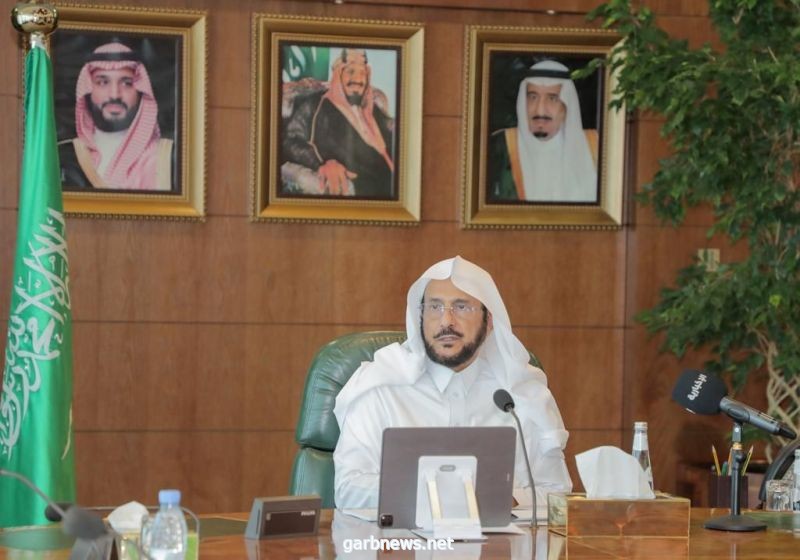 وزير الشؤون الإسلامية يدشن المرحلة الأولى من مشروع الدعم الفني لأنظمة الموارد البشرية بخمسة فروع بمناطق المملكة