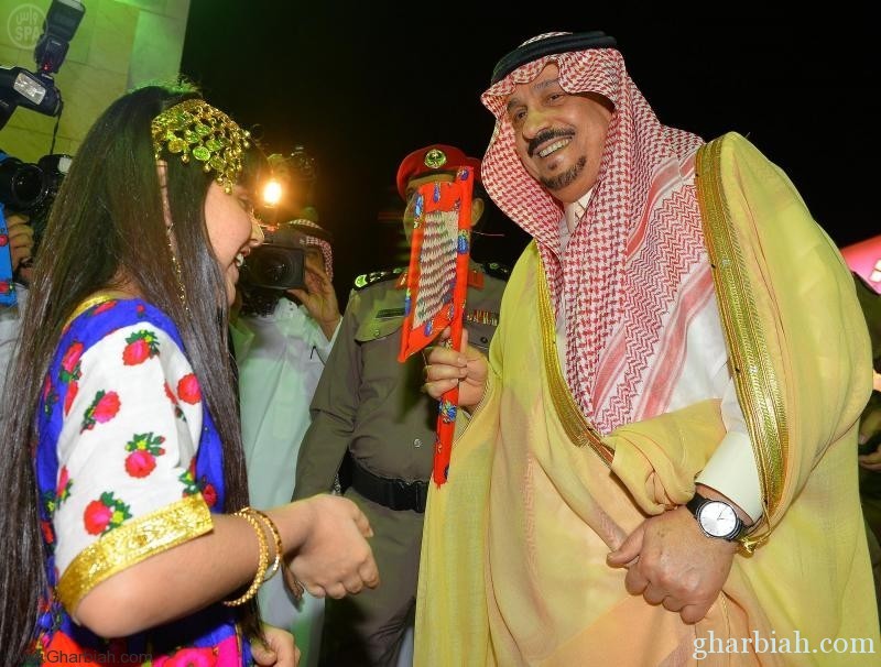 أمير منطقة القصيم يرعى ختام فعاليات مهرجان تراث حرفة الرمضاني غرب الإخبــارية