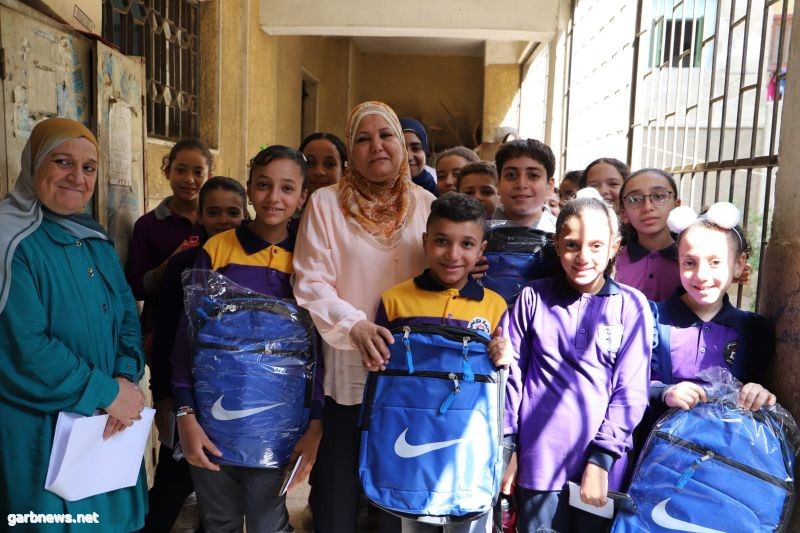"المصري للتعليم والتنمية"  تكرم الطلاب المتميزين في مجال التحول الرقمي بالمدارس الحكومية بالمقطم والخليفة.