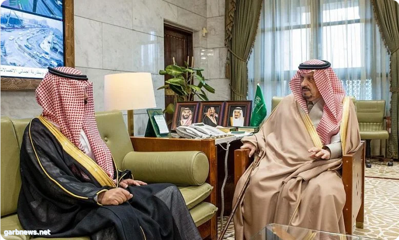 أمير منطقة الرياض يستقبل مدير مكافحة المخدرات بالمنطقة