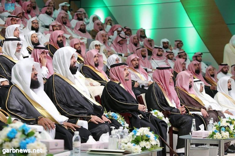 سمو أمير منطقة #الرياض يرعى ندوة "جهود المملكة في صيانة جناب التوحيد والتحذير من الشرك"