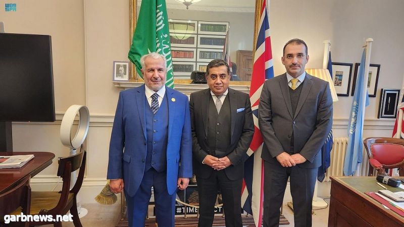الدكتور الربيعة يلتقي وزير الدولة لشؤون الشرق الأوسط وشمال أفريقيا وجنوب آسيا والأمم المتحدة بوزارة الخارجية والتنمية البريطانية.