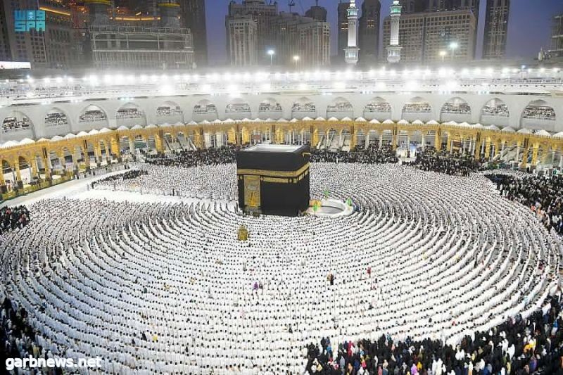 أكثر من مليونين ونصف مصل يشهدون ختم القرآن الكريم بالمسجد الحرام ليلة التاسع والعشرين