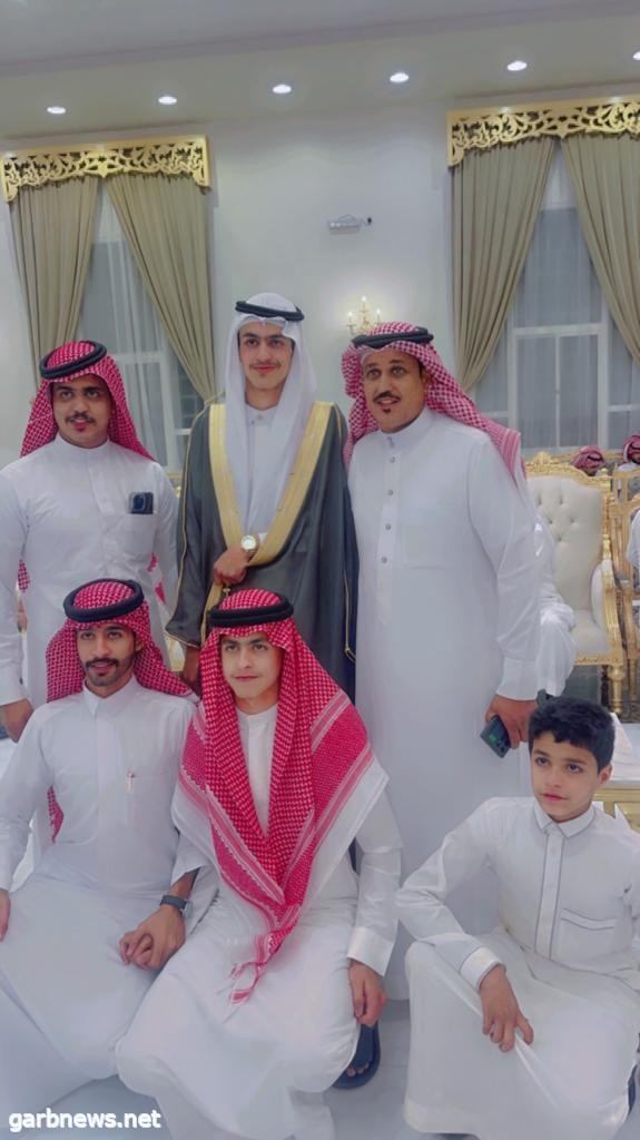 الأستاذ فهد مفرح المنصور يحتفل بزواج ابنه الشاب عبدالعزيز