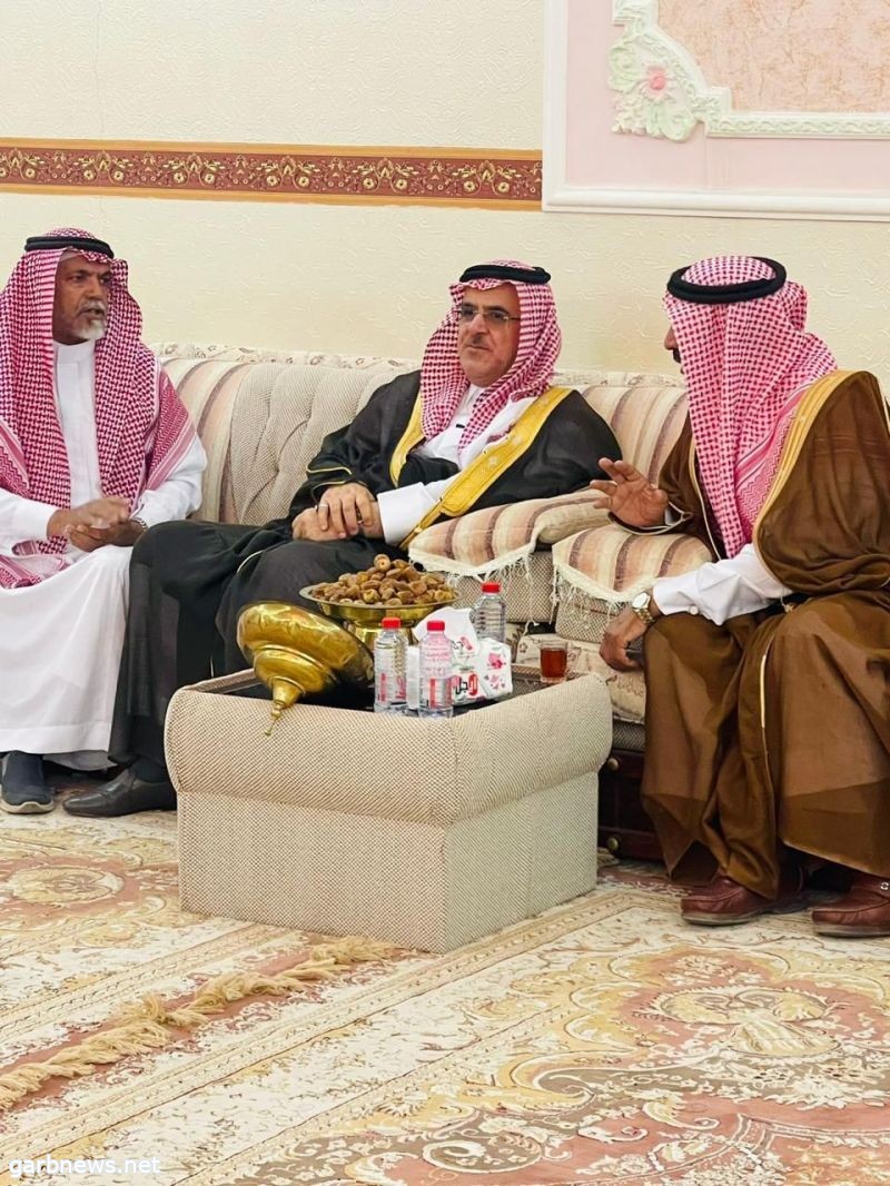 الشيخ سعيد بن عاشق اللحاوي يطمئن على صحة المعرف كساب الضبيعان  ويزور منزل المرحوم الشاعر الكبير جزاع الرويلان