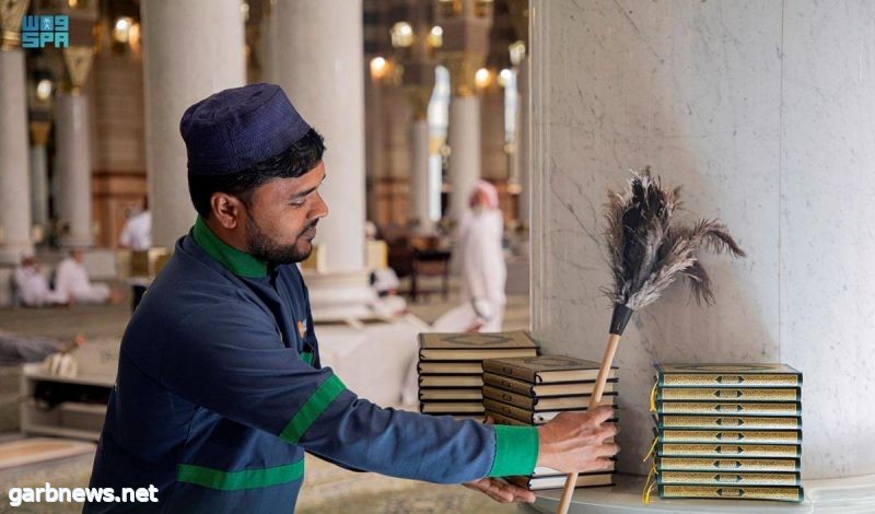 بكوادر مدربة.. تطهير المسجد النبوي بأكثر من 600 معدة يوميًا.