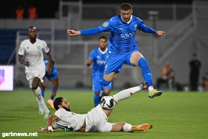 بنزيما ‬يبدع في ظهوره الأول مع الاتحاد وتعثر الهلال والوداد