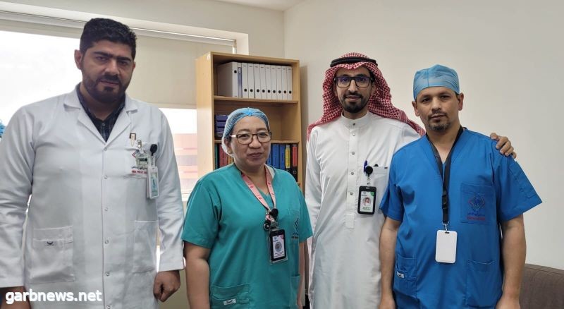 فريق طبي بمستشفى ابها الخاص العالمي ينهي معاناة ستينية مع ألام الحصوات