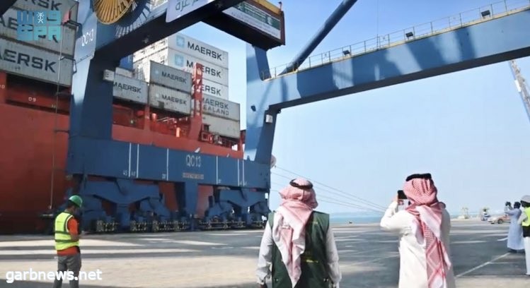 مركز الملك سلمان للإغاثة يسيّر الباخرة السعودية الثانية ضمن الجسر البحري السعودي لإغاثة الشعب الفلسطيني في قطاع غزة