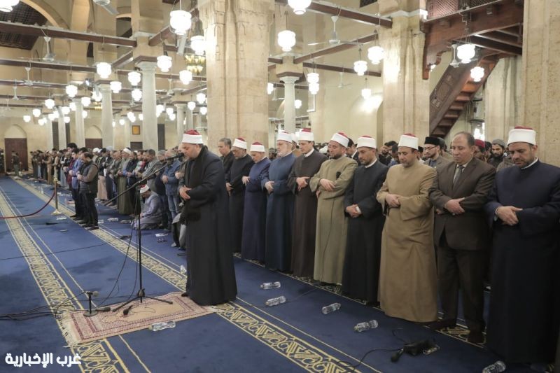 الجامع الأزهر يقيم التراويح "20 ركعة" بالقراءات في الليلة الثالثة من رمضان الجامع الأزهر يقيم التراويح "20 ركعة" بالقراءات في الليلة الثالثة من رمضان