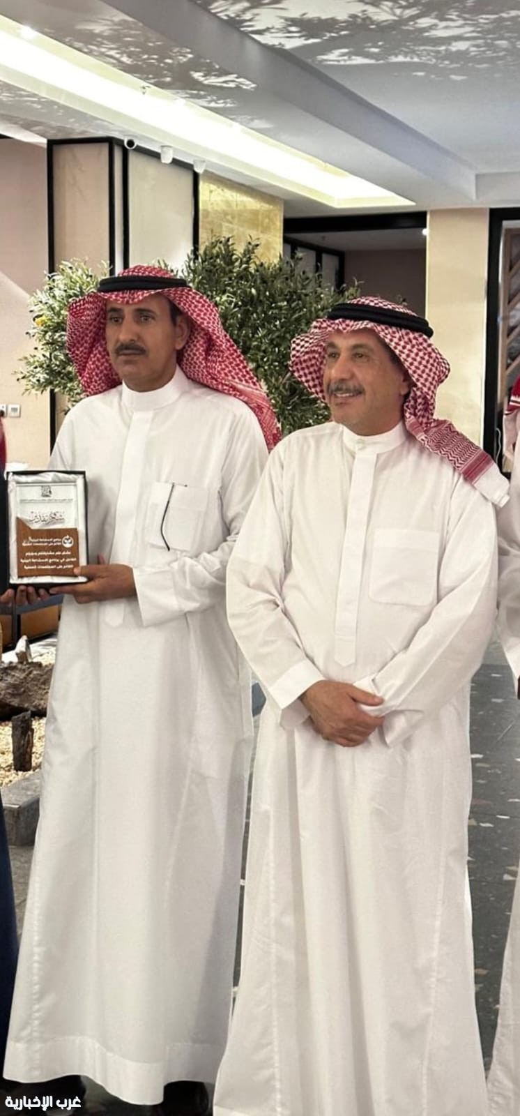 هيئة تطوير محمية الملك سلمان تكرم الأستاذ مسند بن عيد اللحاوي هيئة تطوير محمية الملك سلمان تكرم الأستاذ مسند بن عيد اللحاوي