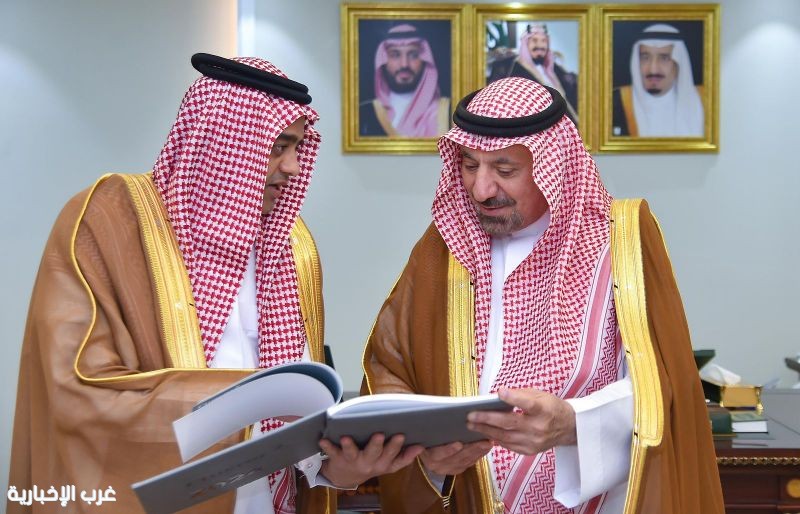 الأمير جلوي بن عبدالعزيز يشيد بما حققه مطاري نجران وشرورة. الأمير جلوي بن عبدالعزيز يشيد بما حققه مطاري نجران وشرورة.