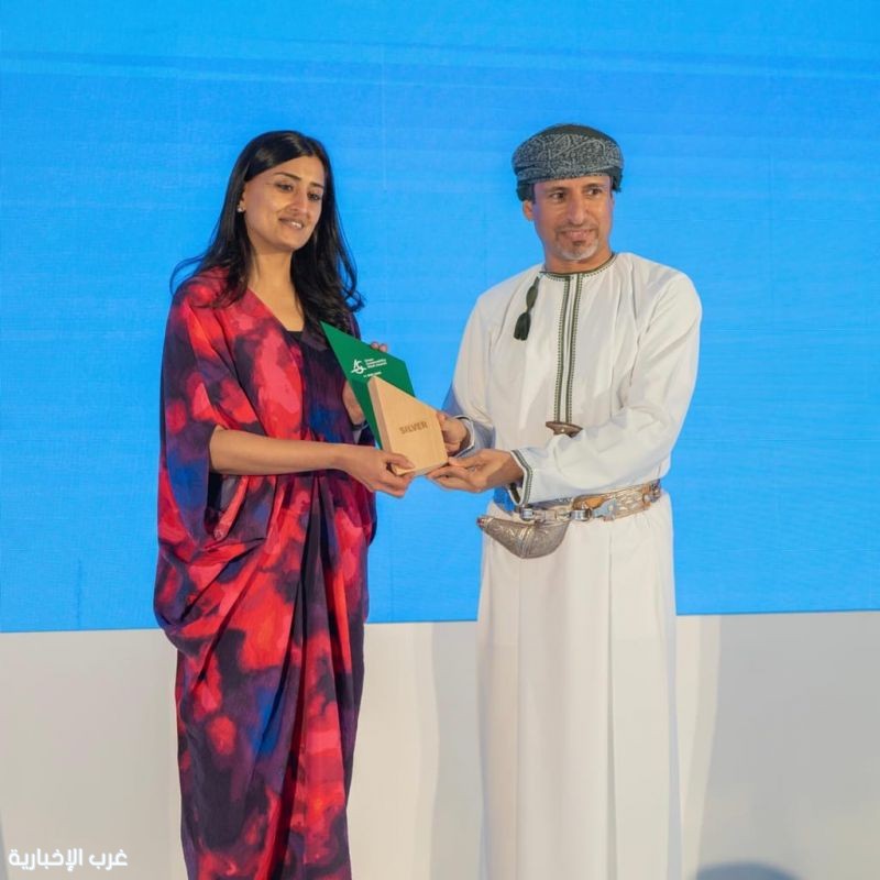 بنك مسقط يُتوّج بجائزة الإستدامة ضمن فئة الحوكمة البيئيّة بنك مسقط يُتوّج بجائزة الإستدامة ضمن فئة الحوكمة البيئيّة
