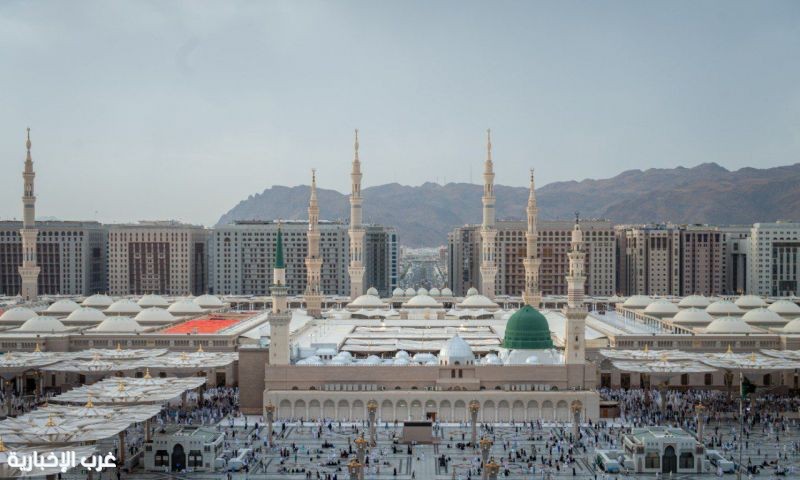اختصار خطب وصلاة الجمعة بالحرمين الشريفين خلال موسم الحج تخفيفًا على ضيوف الرحمن اختصار خطب وصلاة الجمعة بالحرمين الشريفين خلال موسم الحج تخفيفًا على ضيوف الرحمن
