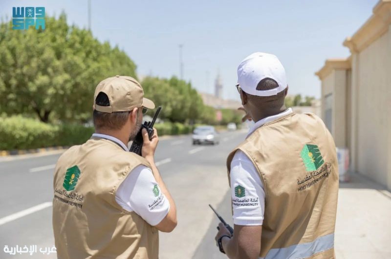 أمانة العاصمة المقدسة ترفع جاهزيتها لخدمة ضيوف الرحمن بأكثر من 25 ألف كادر و1460 معدة وآلية