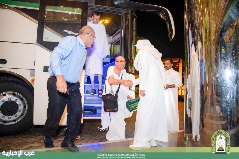 وزارة الشؤون الإسلامية" تستقبل أولى طلائع ضيوف برنامج خادم الحرمين الشريفين للحج والعمرة والزيارة القادمين لمكة المكرمة وسط خدمات نوعية ومتكاملة وزارة الشؤون الإسلامية" تستقبل أولى طلائع ضيوف برنامج خادم الحرمين الشريفين للحج والعمرة والزيارة القادمين لمكة المكرمة وسط خدمات نوعية ومتكاملة