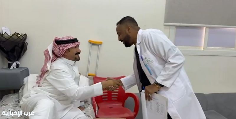 مستشفى تثليث تزور الإعلامي محمد القحطاني للاطمئنان على صحته مستشفى تثليث تزور الإعلامي محمد القحطاني للاطمئنان على صحته