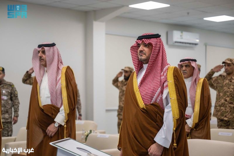 الأمير عبدالعزيز بن سعود يفتتح مقر القيادة العامة لمهام الحج والعمرة التابع للإدارة العامة للمجاهدين في مشعر مزدلفة الأمير عبدالعزيز بن سعود يفتتح مقر القيادة العامة لمهام الحج والعمرة التابع للإدارة العامة للمجاهدين في مشعر مزدلفة