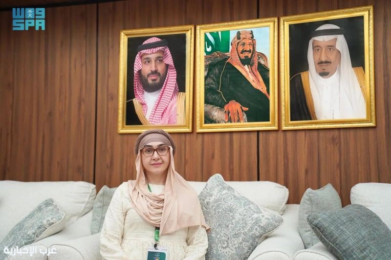 حاجة من البوسنة والهرسك تعبر عن سعادتها مما شاهدت في المملكة من خدمات متميزه لضيوف الرحمن حاجة من البوسنة والهرسك تعبر عن سعادتها مما شاهدت في المملكة من خدمات متميزه لضيوف الرحمن