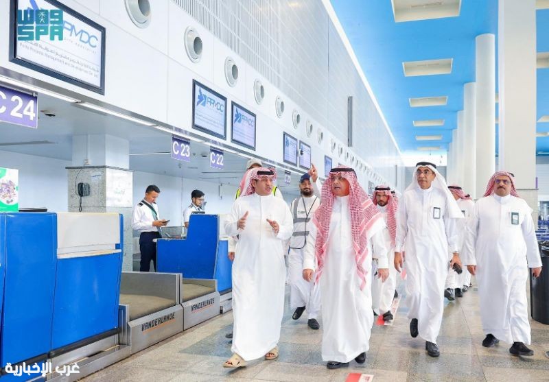 رئيس هيئة الطيران المدني يتفقد جاهزية مطار الملك عبدالعزيز لاستقبال مغادرة الحجاج رئيس هيئة الطيران المدني يتفقد جاهزية مطار الملك عبدالعزيز لاستقبال مغادرة الحجاج