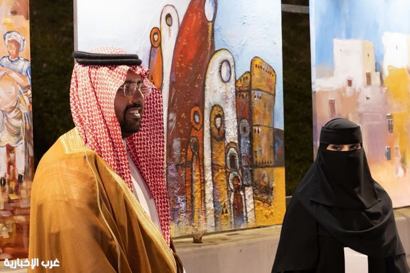 تكريم الدكتورة منال الرويشد في ملتقى تنومة الدولي للفنون البصرية تكريم الدكتورة منال الرويشد في ملتقى تنومة الدولي للفنون البصرية