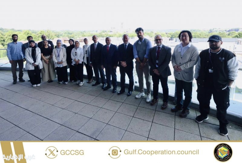 الأمين العام لمجلس التعاون يلتقي الطلبة الخليجيين في جامعة دورهام ويؤكد أهمية دورهم في التنمية المستقبلية الأمين العام لمجلس التعاون يلتقي الطلبة الخليجيين في جامعة دورهام ويؤكد أهمية دورهم في التنمية المستقبلية