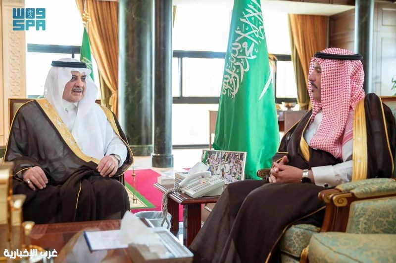 أمير تبوك يطلع على تقرير أعمال فرع وزارة التجارة ويؤكد أهمية تعزيز حماية المستهلك أمير تبوك يطلع على تقرير أعمال فرع وزارة التجارة ويؤكد أهمية تعزيز حماية المستهلك