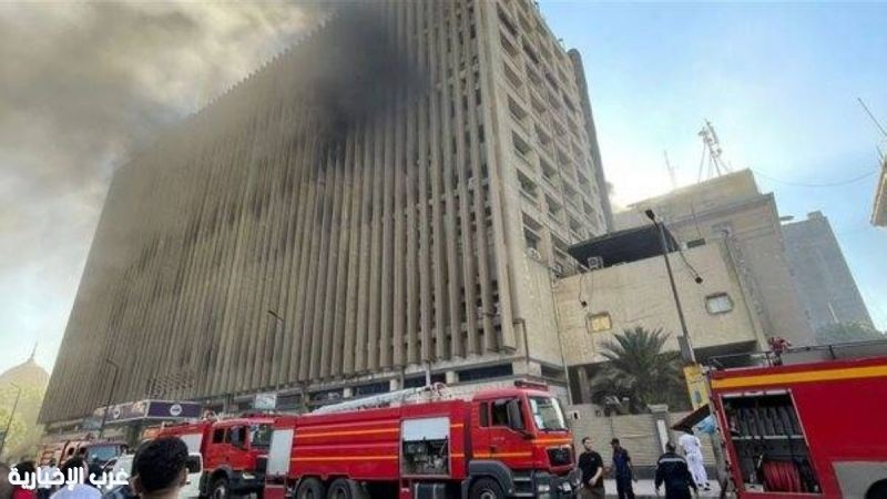 مصر.. 14 مصاباً في حريق "سنترال رمسيس" بوسط القاهرة مصر.. 14 مصاباً في حريق "سنترال رمسيس" بوسط القاهرة