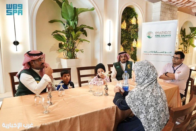 مركز الملك سلمان للإغاثة ينقذ حياة طفلة فلسطينية من غزة مصابة بورم في الدماغ
