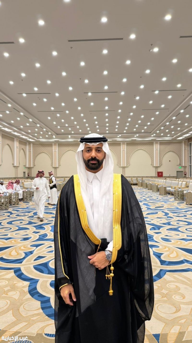 تركي المعاوي يحتفي بزواجه وسط جمع من الأهل والأصحاب تركي المعاوي يحتفي بزواجه وسط جمع من الأهل والأصحاب