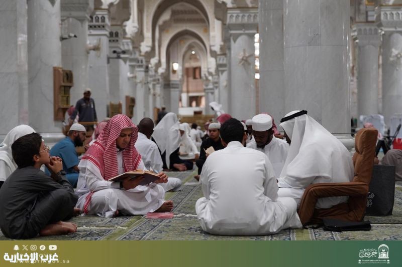 تنفيذ برنامج حفظ السنة والمتون العلمية في المسجد الحرام والمسجد النبوي تنفيذ برنامج حفظ السنة والمتون العلمية في المسجد الحرام والمسجد النبوي
