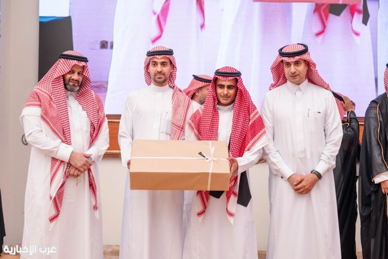 "كهاتين" تُكرّم أبناءها الناجحين والمتفوقين والخريجين