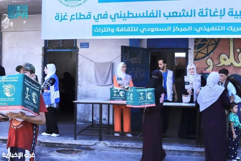 إنفاذاً لتوجيهات خادم الحرمين الشريفين وولي العهد وحرصهم واهتمامهم بالشعب الفلسطيني الشقيق .. إنفاذاً لتوجيهات خادم الحرمين الشريفين وولي العهد وحرصهم واهتمامهم بالشعب الفلسطيني الشقيق ..