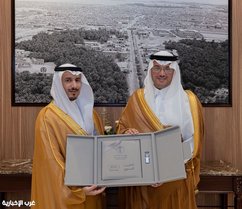 الأمير سعود بن طلال يطّلع على مشروعات الري التنموية بالأحساء الأمير سعود بن طلال يطّلع على مشروعات الري التنموية بالأحساء