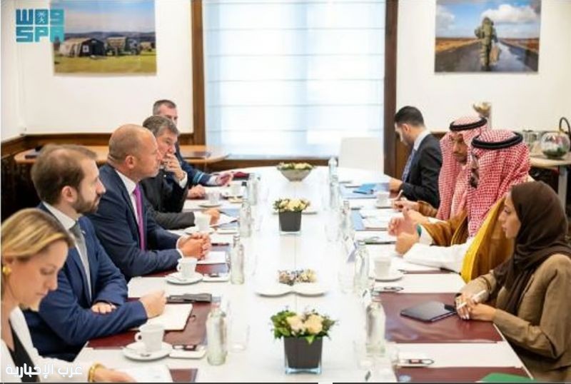 وزير الاقتصاد يبحث تعزيز التعاون مع مسؤول التجارة الخارجية البلجيكي وزير الاقتصاد يبحث تعزيز التعاون مع مسؤول التجارة الخارجية البلجيكي