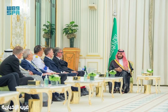 ولي العهد يتسلم أوراق اعتماد سفراء عدد من الدول الشقيقة والصديقة المعينين لدى المملكة ولي العهد يتسلم أوراق اعتماد سفراء عدد من الدول الشقيقة والصديقة المعينين لدى المملكة