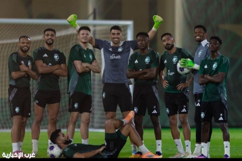 الأخضر يواصل تدريباته استعداداً للعراق ورينارد يستبعد العبود الأخضر يواصل تدريباته استعداداً للعراق ورينارد يستبعد العبود