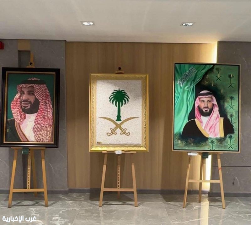 الفنانة التشكيلية ابتسام العمودي تشارك في معرض "شكر وفرحة" بلوحات وطنية تجسد فخر الانتماء والقيادة