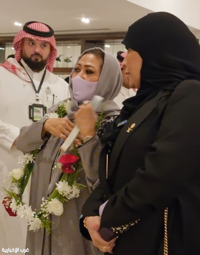 “بصمة من بقايا”.. لوحاتٌ تنطق بالجمال في معرض الفنانة ماجدة شافعي “بصمة من بقايا”.. لوحاتٌ تنطق بالجمال في معرض الفنانة ماجدة شافعي